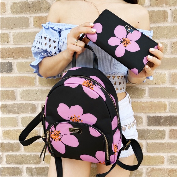 BUNDLE❤️❤️ Kate Spade floral backpack & wallet - Picture 2 of 8